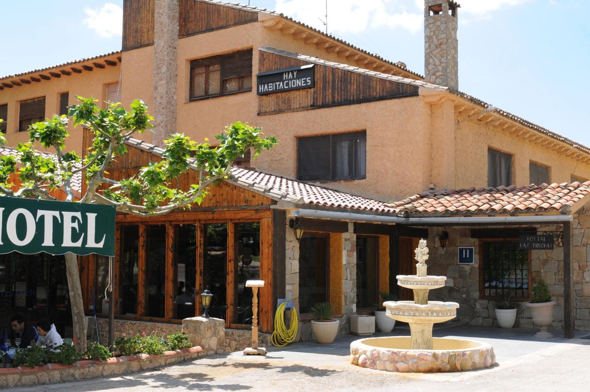 Hotel Las Truchas นูเอวาลอส ภายนอก รูปภาพ